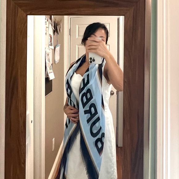 Burberry MU B Tox Text Modal scarf - Picture 5 of 11